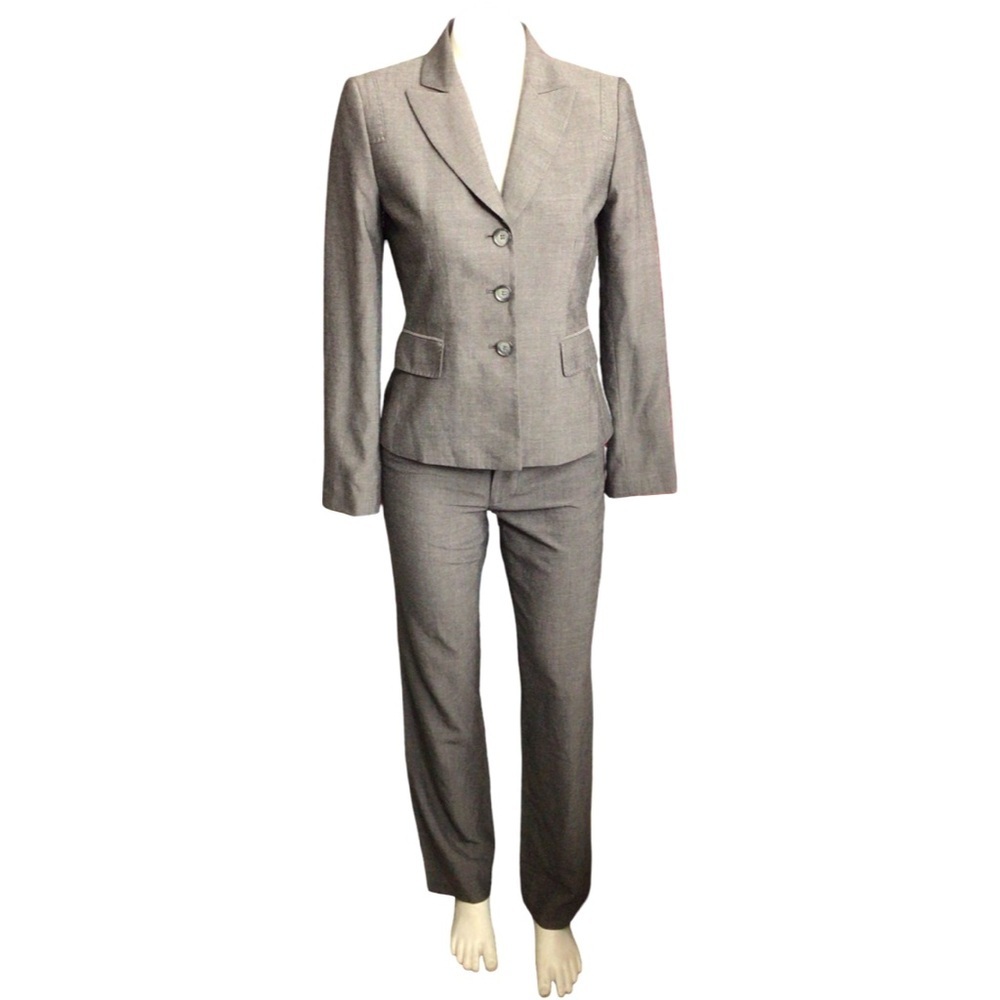 Gianni Bini Elegant Gray Pantsuit size 2